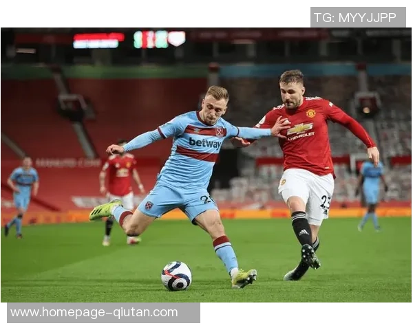 埃弗顿与曼联激战正酣在线观看精彩赛事全程回顾与分析